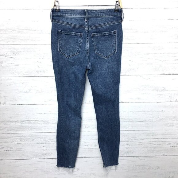 Old Navy Rockstar Super Skinny High Rise Button Fly Distressed size 4 inseam 27" - Picture 2 of 8